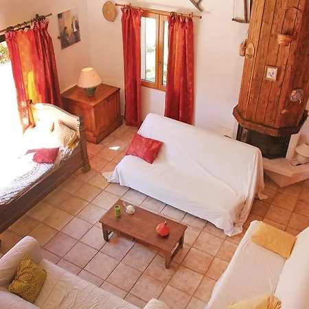 Holiday home Gite D'autheze *